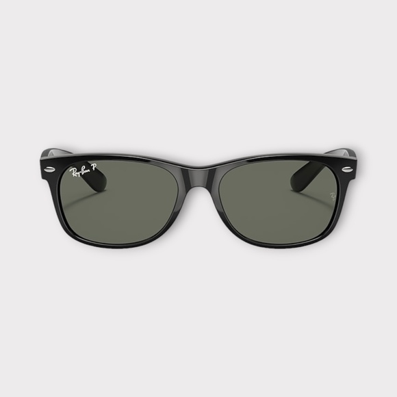 Ray-Ban New Wayfarer Classic Sunglasses in Black Frame, Black Polarized Lens. 58